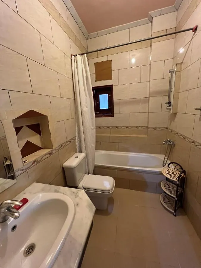 Harmony House Luxor Hotel Guest house